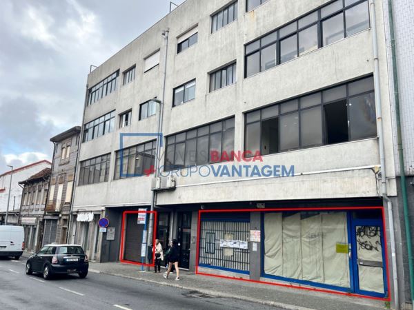 Loja Com 800 M2 / Areosa