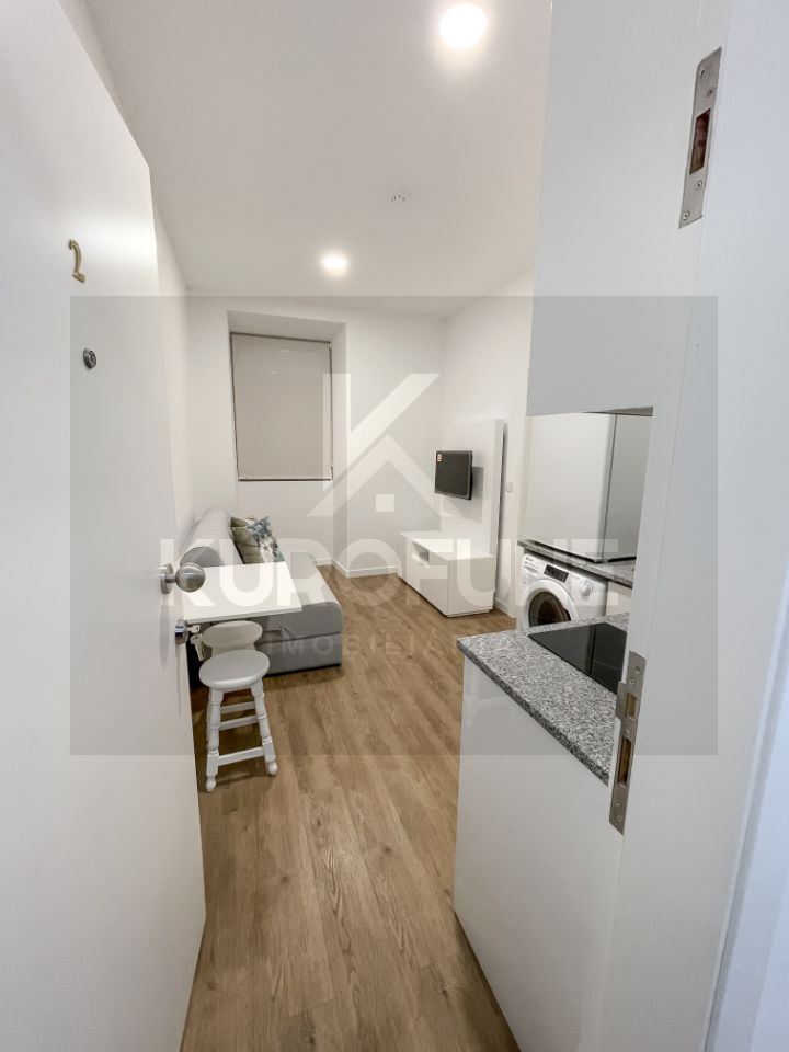 Apartamento T1 para Arrendamento em Sé Nova, Santa Cruz, Almedina e São Bartolomeu