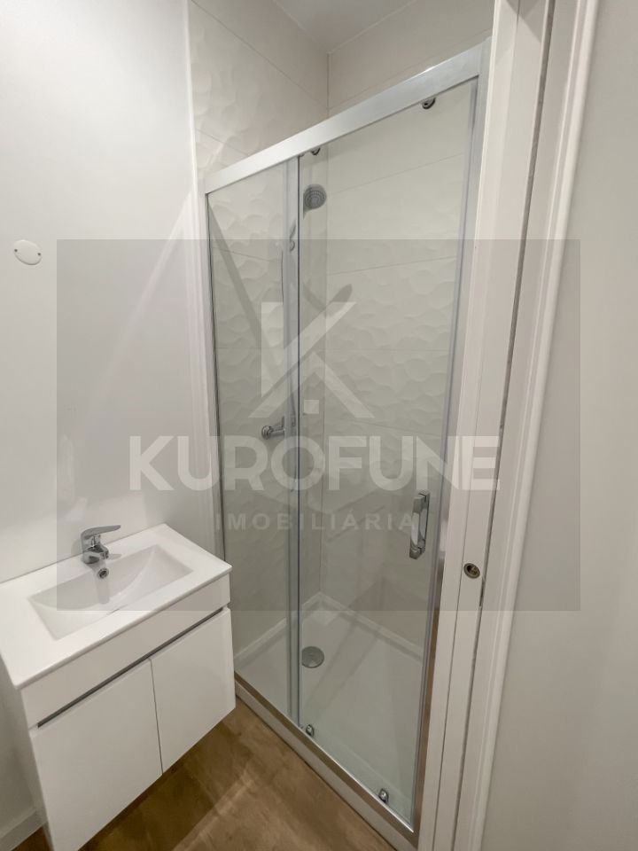 Apartamento T1 para Arrendamento em Sé Nova, Santa Cruz, Almedina e São Bartolomeu