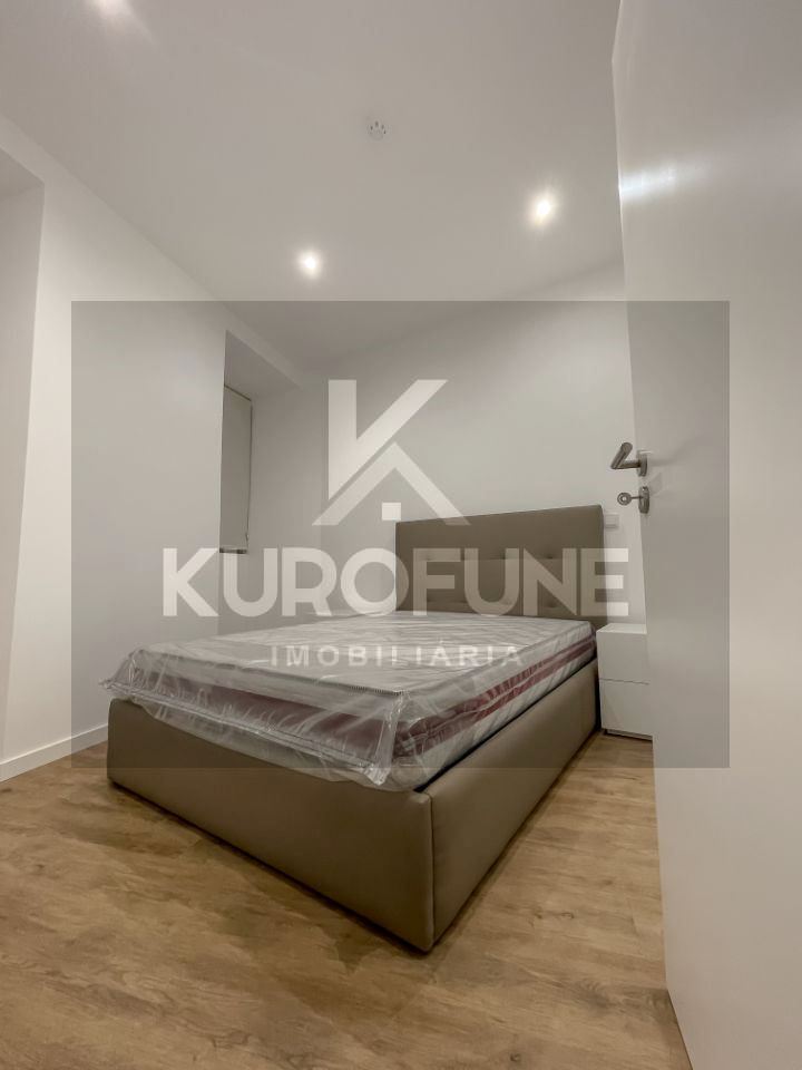 Apartamento T1 para Arrendamento em Sé Nova, Santa Cruz, Almedina e São Bartolomeu