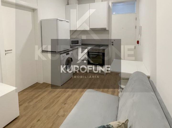 Apartamento T1 para Arrendamento em Sé Nova, Santa Cruz, Almedina e São Bartolomeu