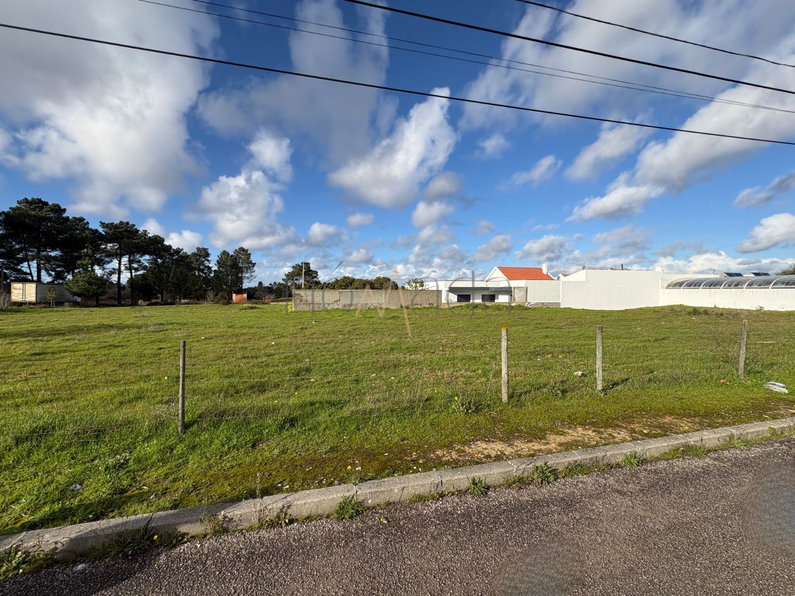 Terreno P/ Prédio para Venda em Azeitão (São Lourenço e São Simão)