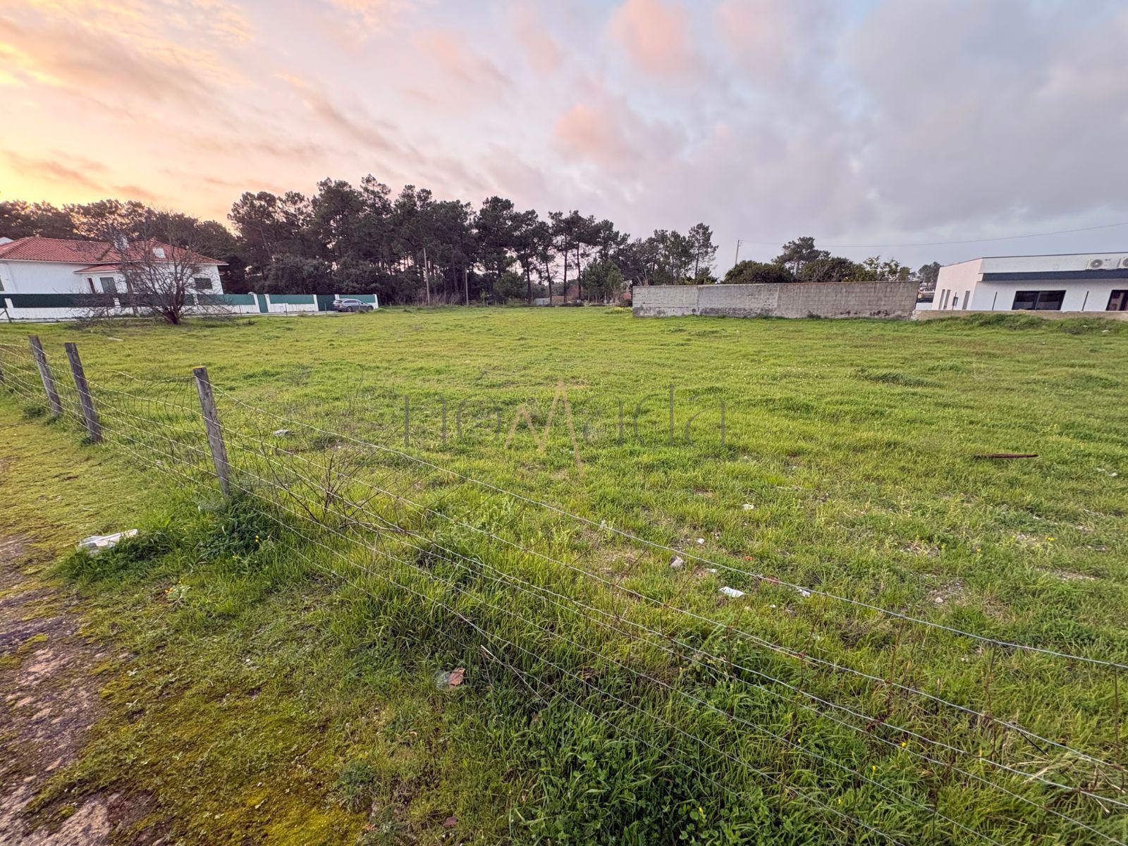 Terreno P/ Prédio para Venda em Azeitão (São Lourenço e São Simão)