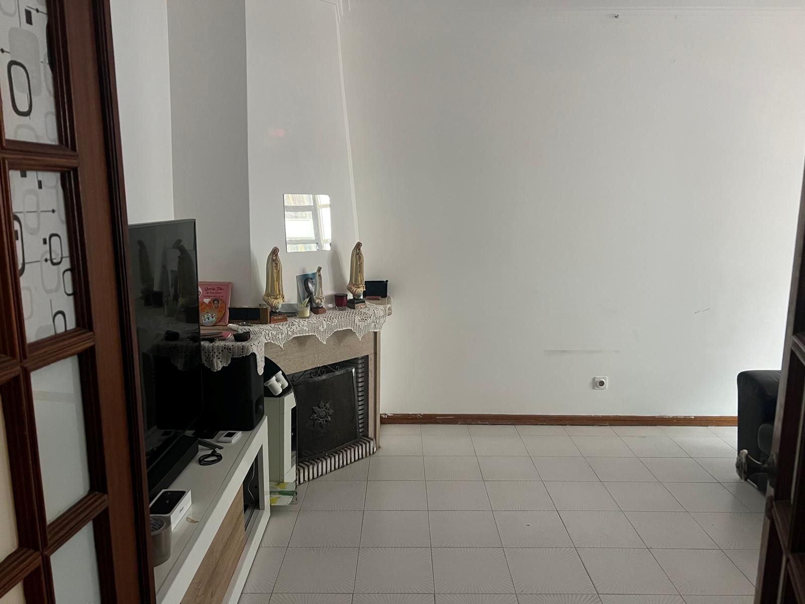 Apartamento T2 para Venda em Algueirão-Mem Martins