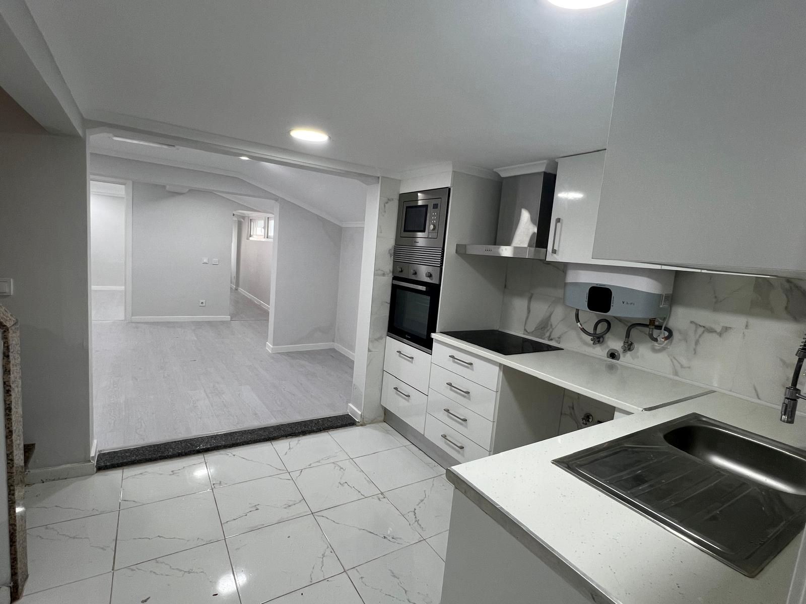 Moradia T3 para Arrendamento em Benavente