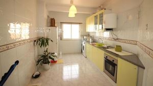 Apartamento com 1 Quarto para Compra