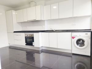 Apartamento com 3 Quartos para Compra