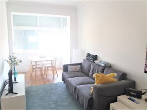 Apartamento com 2 Quartos para Arrendamento