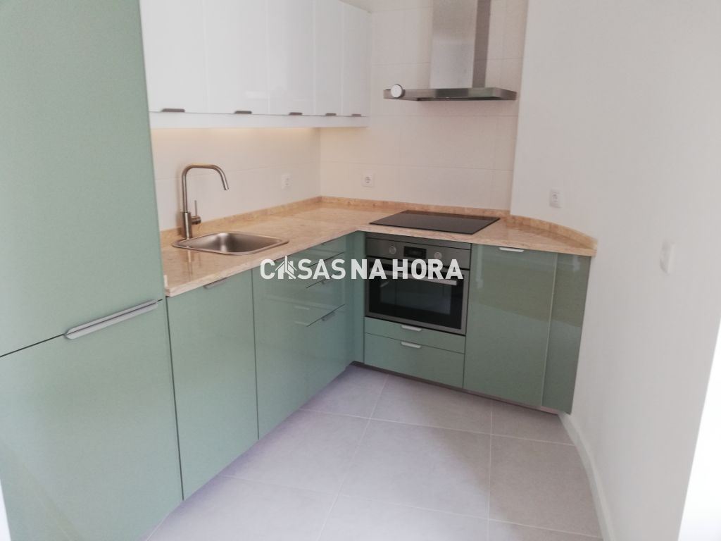 Apartamento  com 1 Quarto - Alcantara, Lisboa