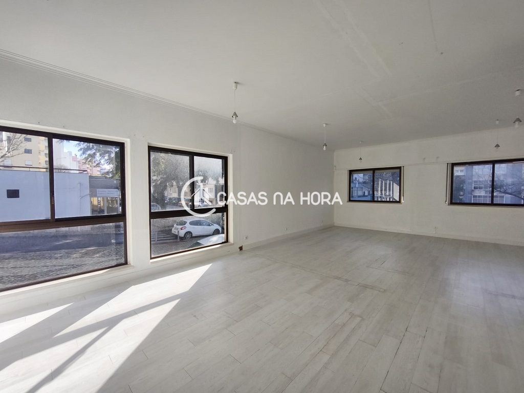 Escritório para Arrendamento em Carnaxide e Queijas