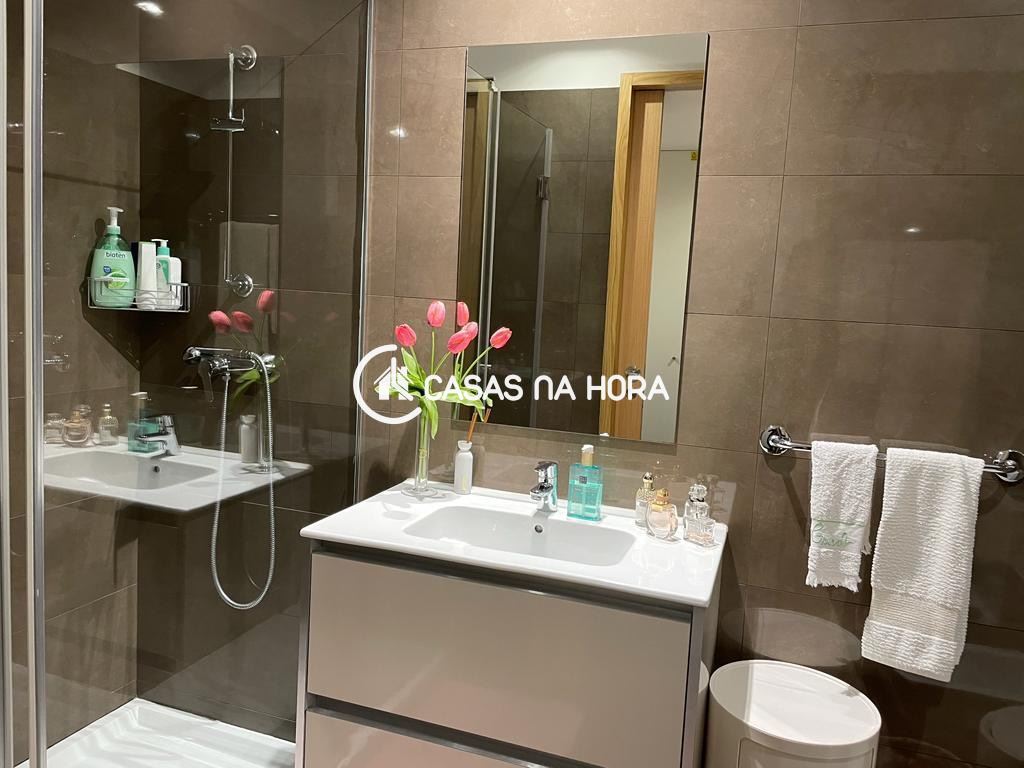 Apartamento T1 para Arrendamento em Mafamude e Vilar do Paraíso