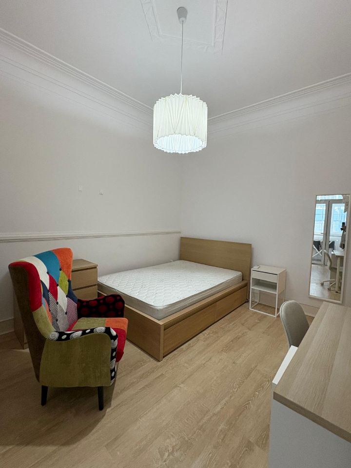 Quarto para Arrendamento em Arroios