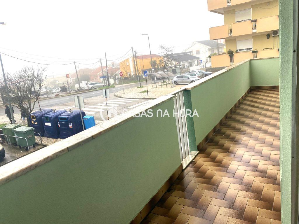 Apartamento T2 para Arrendamento em Charneca de Caparica e Sobreda