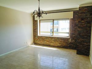 Apartamento com 2 Quartos para Arrendamento