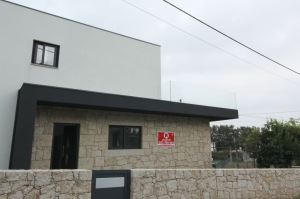 Moradia isolada com 3 Quartos para Compra