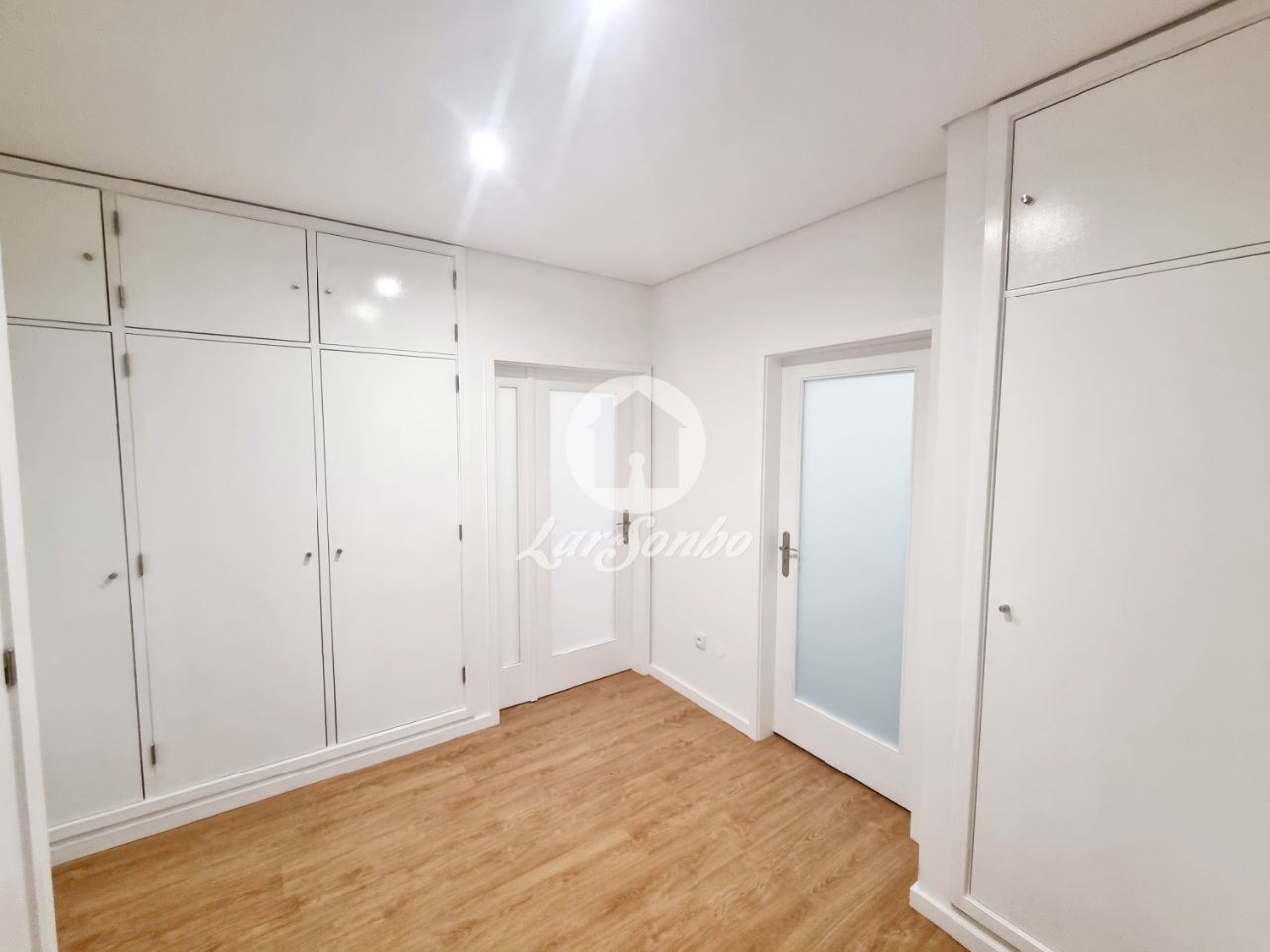 Apartamento T3 para Venda em Aguas Santas Foto 9/27