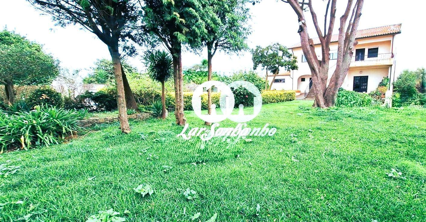 Moradia T4 para Venda em Estela