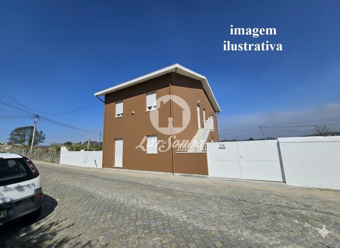 Moradia T4 para Venda em Macieira da Maia