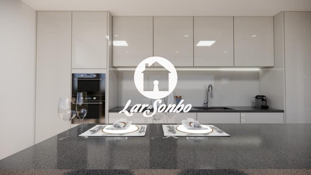 Moradia T4 para Venda em Gemeses