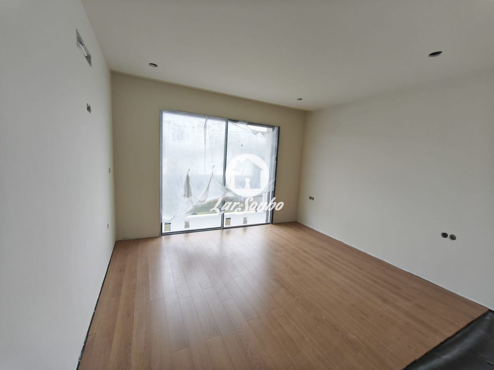 Apartamento T4 para Venda em Arcozelo