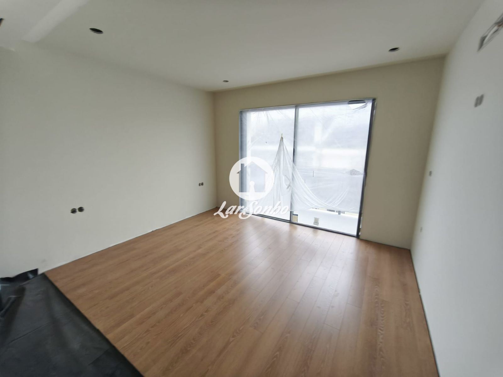 Apartamento T4 para Venda em Arcozelo