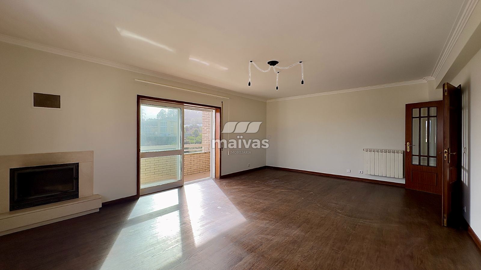 Apartamento T3 para Arrendamento em Mafamude e Vilar do Paraíso