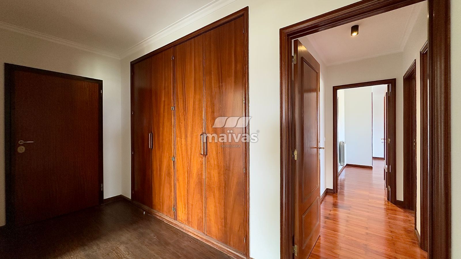 Apartamento T3 para Arrendamento em Mafamude e Vilar do Paraíso