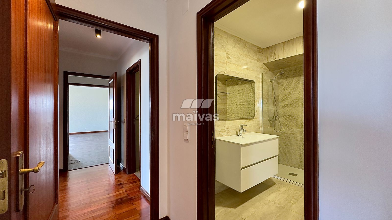 Apartamento T3 para Arrendamento em Mafamude e Vilar do Paraíso