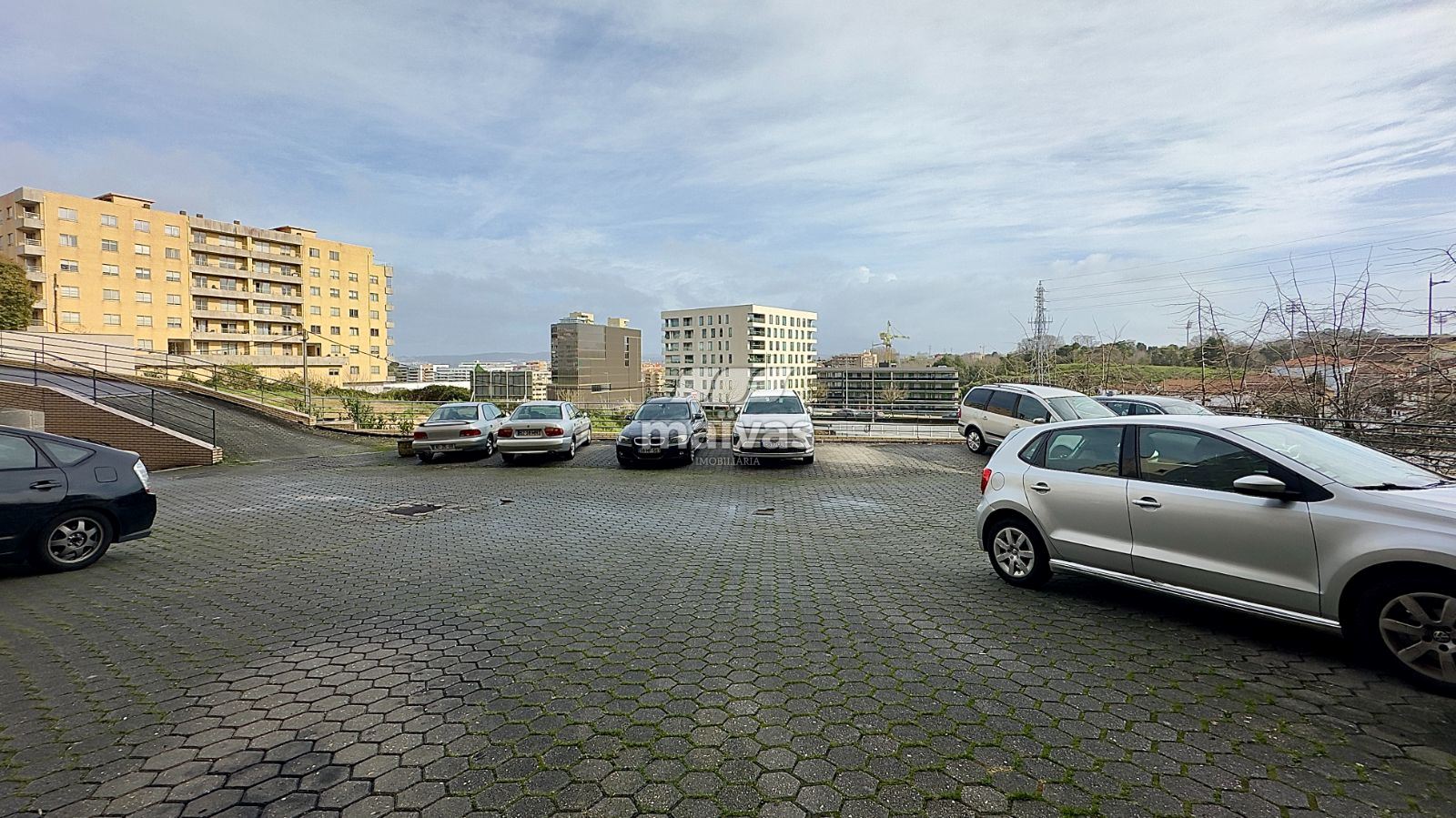 Apartamento T3 para Arrendamento em Mafamude e Vilar do Paraíso