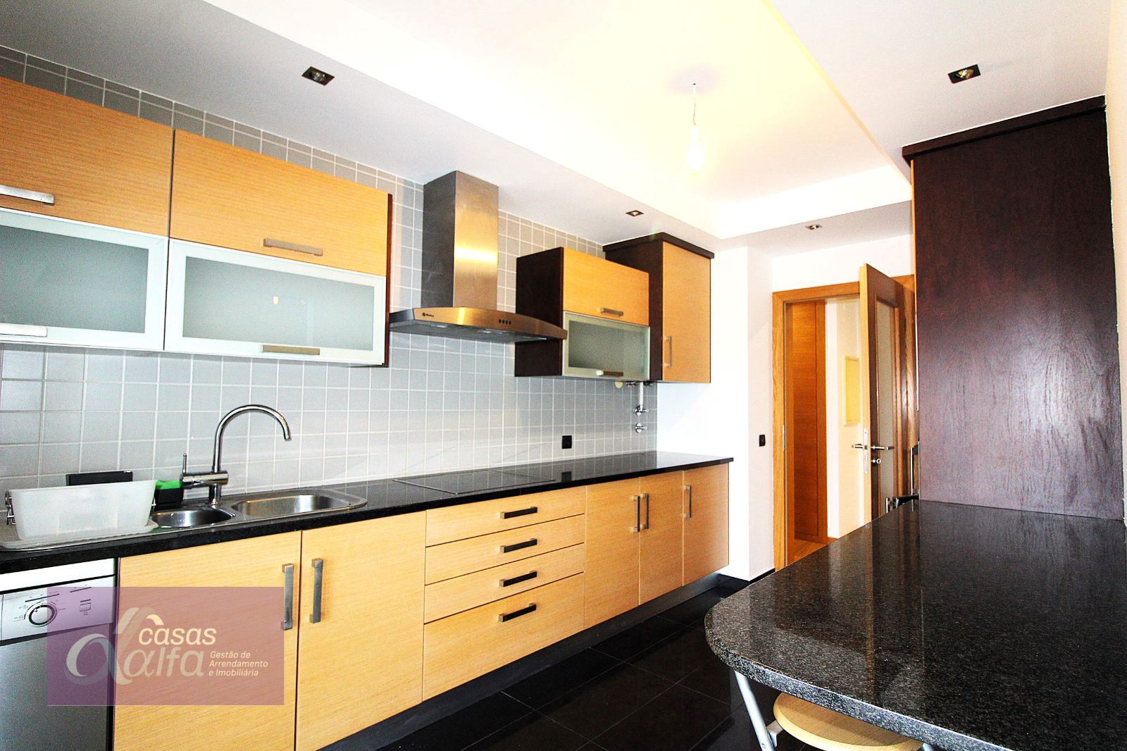 Apartamento T2 para Arrendamento em Leiria, Pousos, Barreira e Cortes