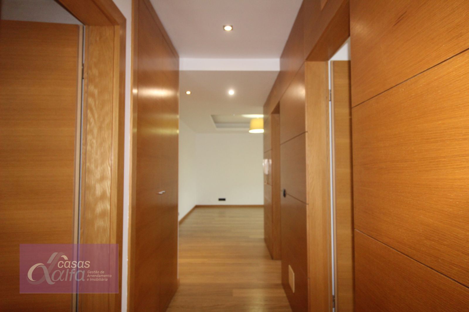 Apartamento T2 para Arrendamento em Leiria, Pousos, Barreira e Cortes