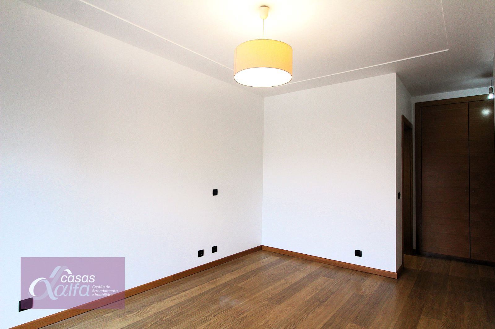 Apartamento T2 para Arrendamento em Leiria, Pousos, Barreira e Cortes