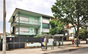 Detached house T8, para Rent