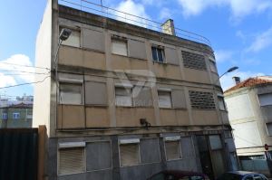 Prédio Habitacional, para Compra