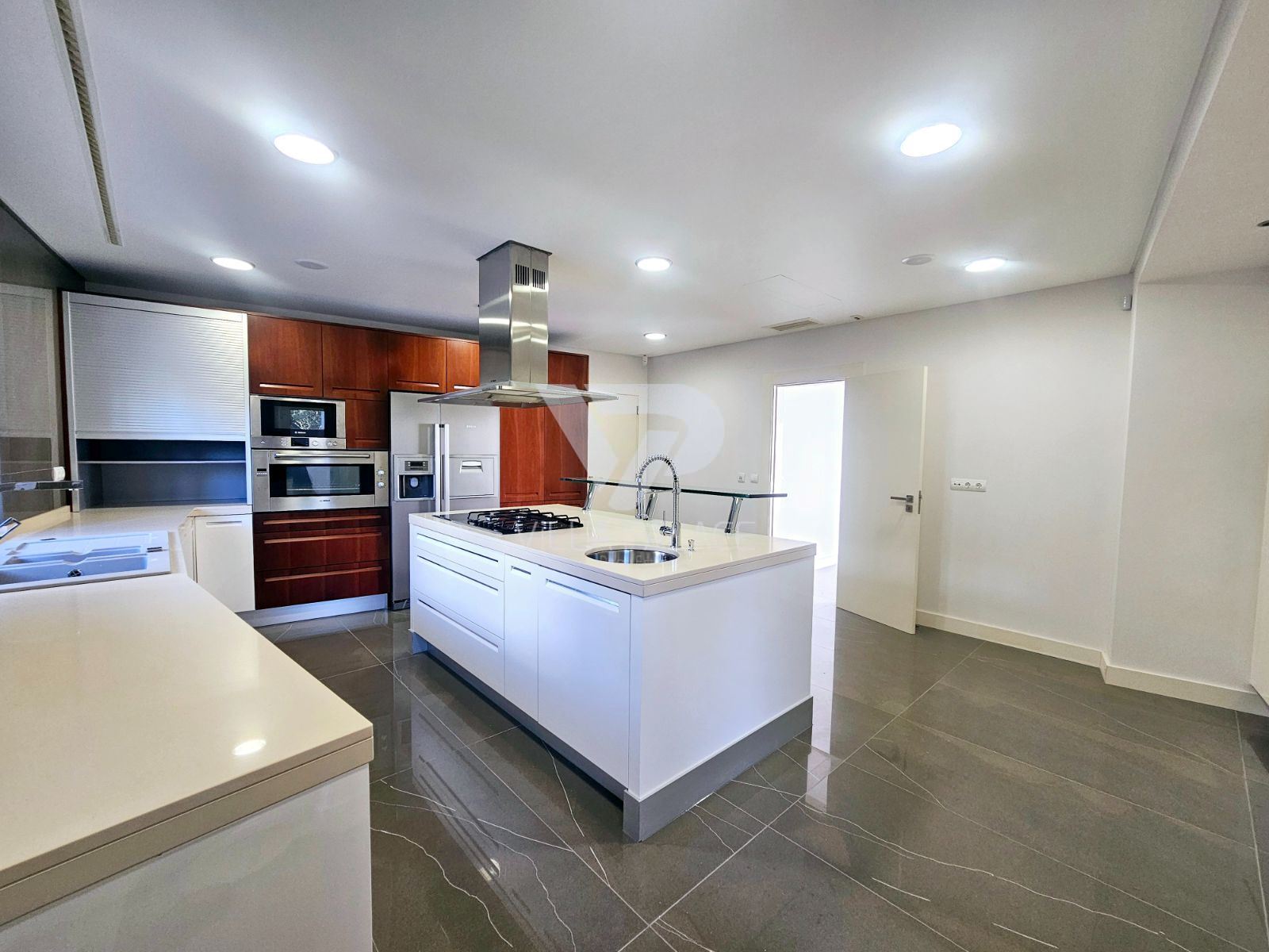 Moradia T4 para Venda em Queluz e Belas