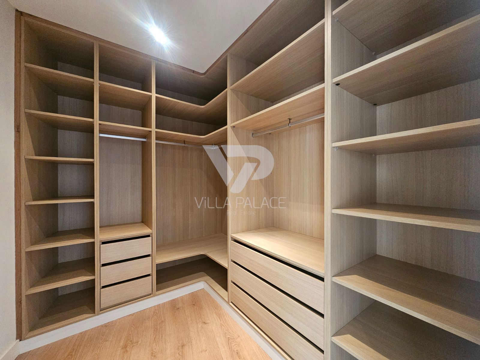 Moradia T4 para Venda em Queluz e Belas