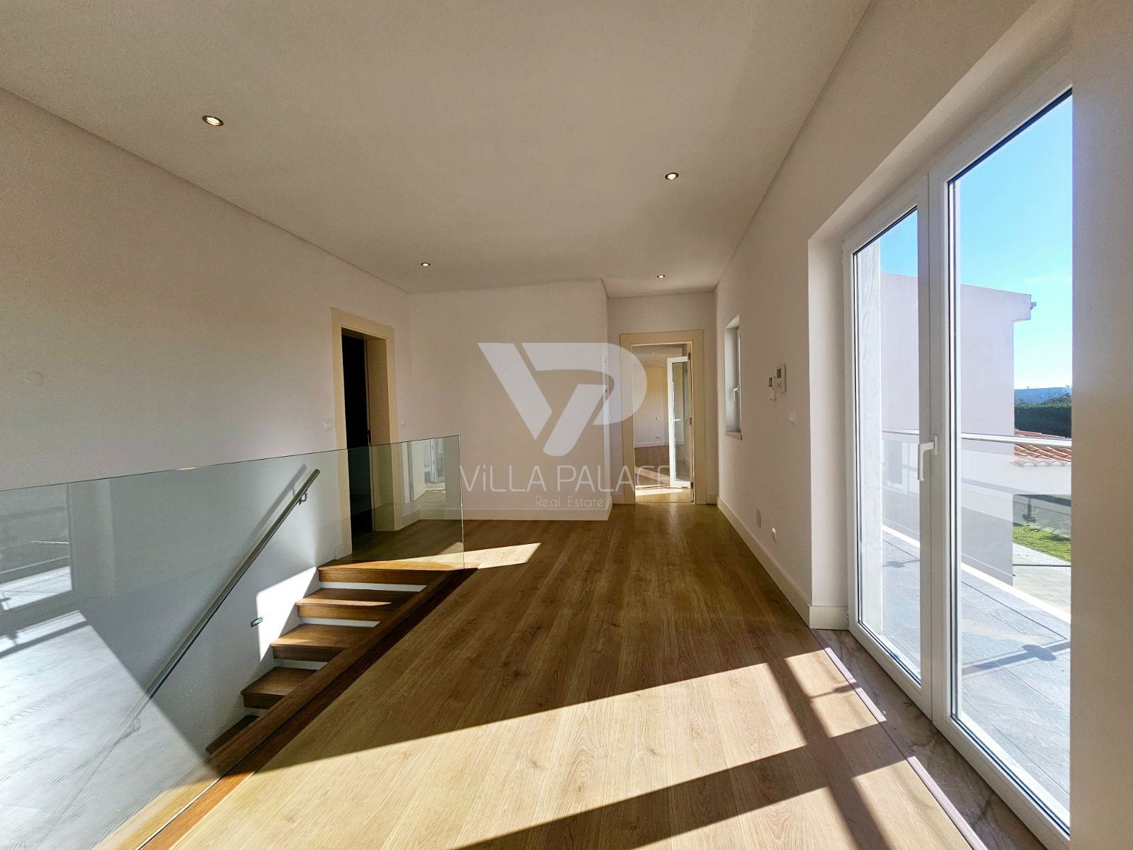 Moradia T4 para Venda em Queluz e Belas