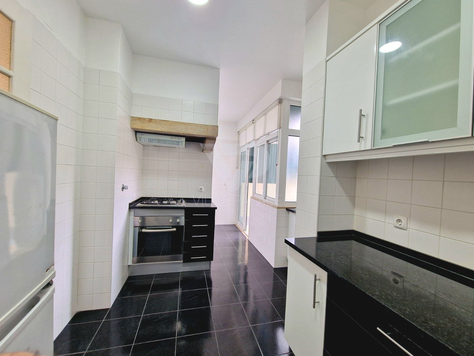 Apartamento T2 para Arrendamento em Campo de Ourique