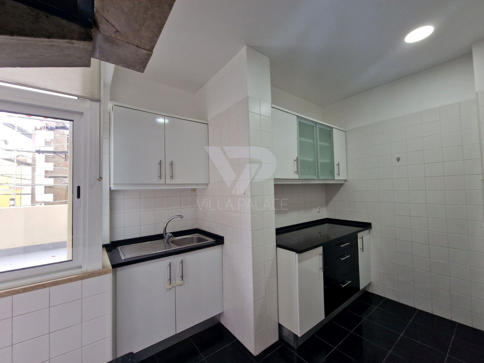 Apartamento T2 para Arrendamento em Campo de Ourique