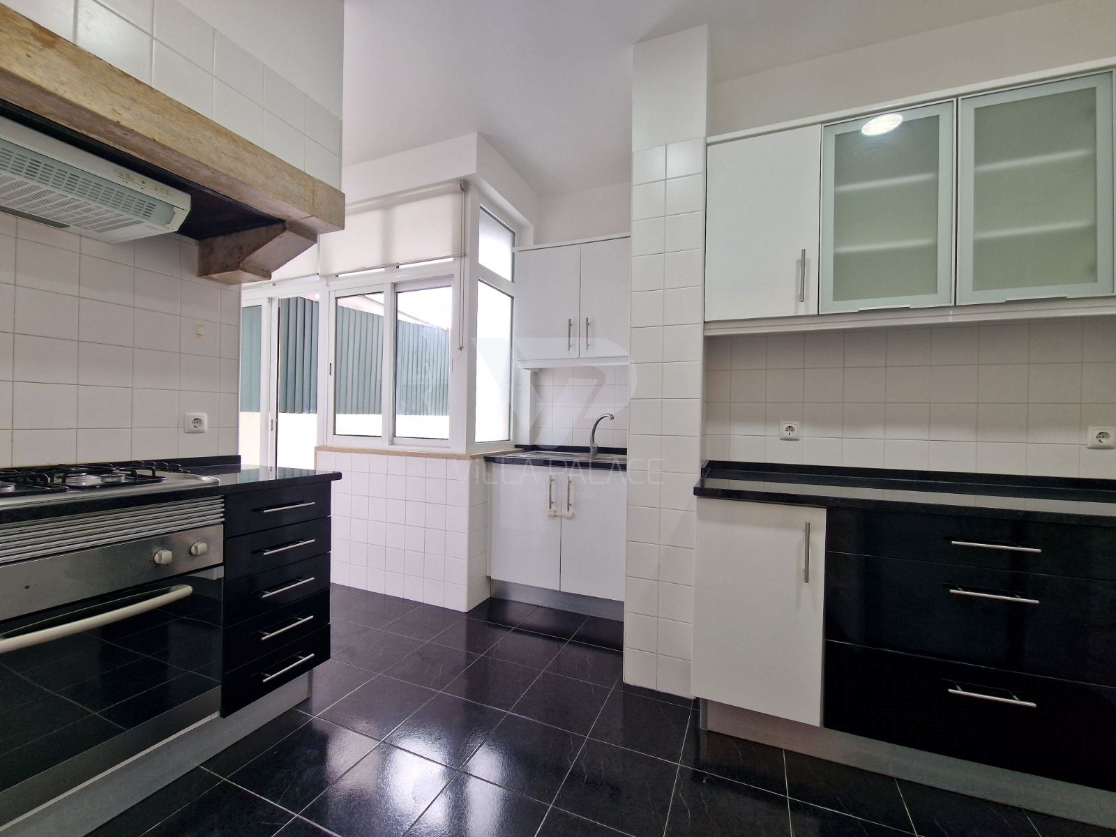 Apartamento T2 para Arrendamento em Campo de Ourique