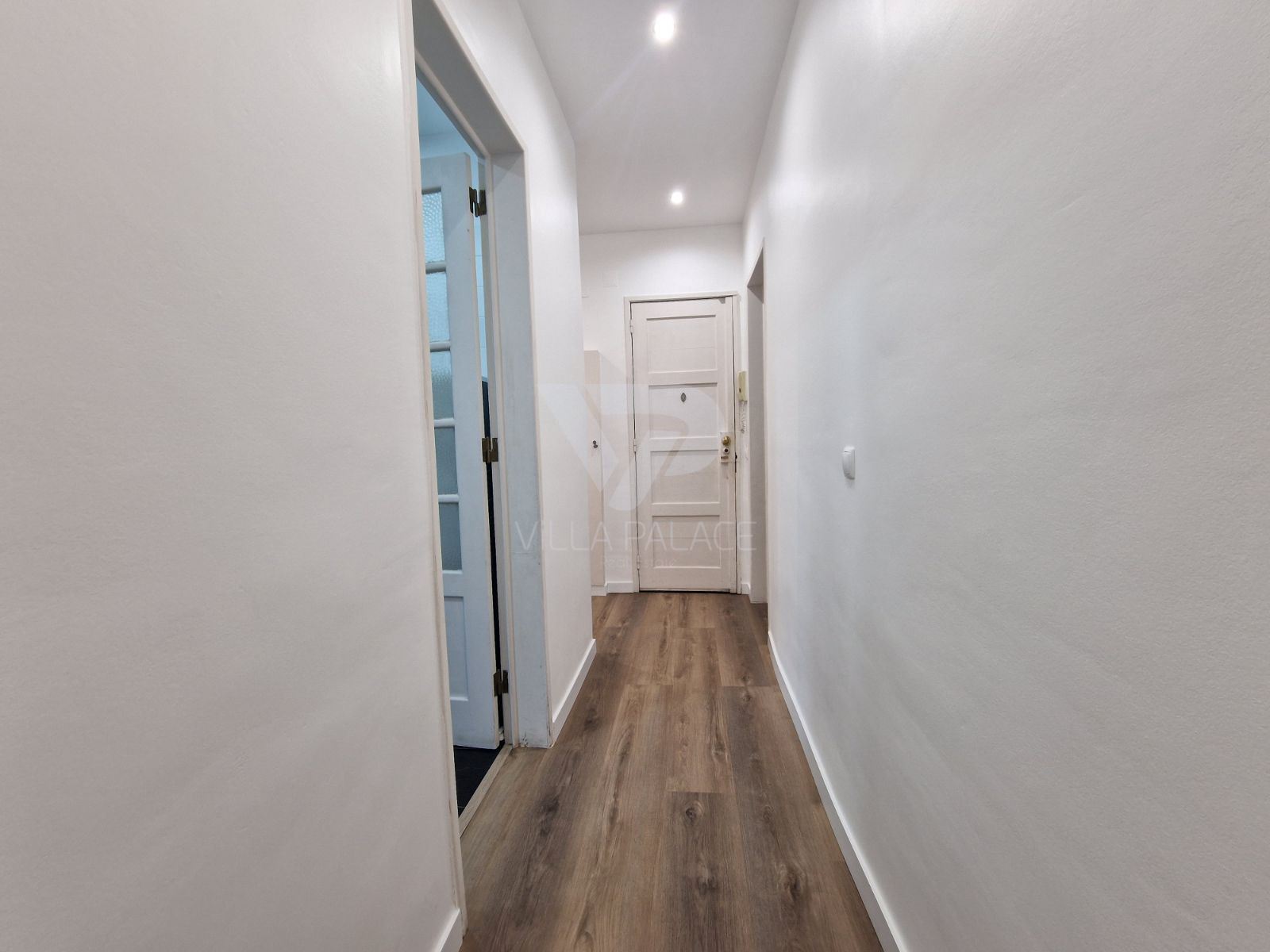 Apartamento T2 para Arrendamento em Campo de Ourique