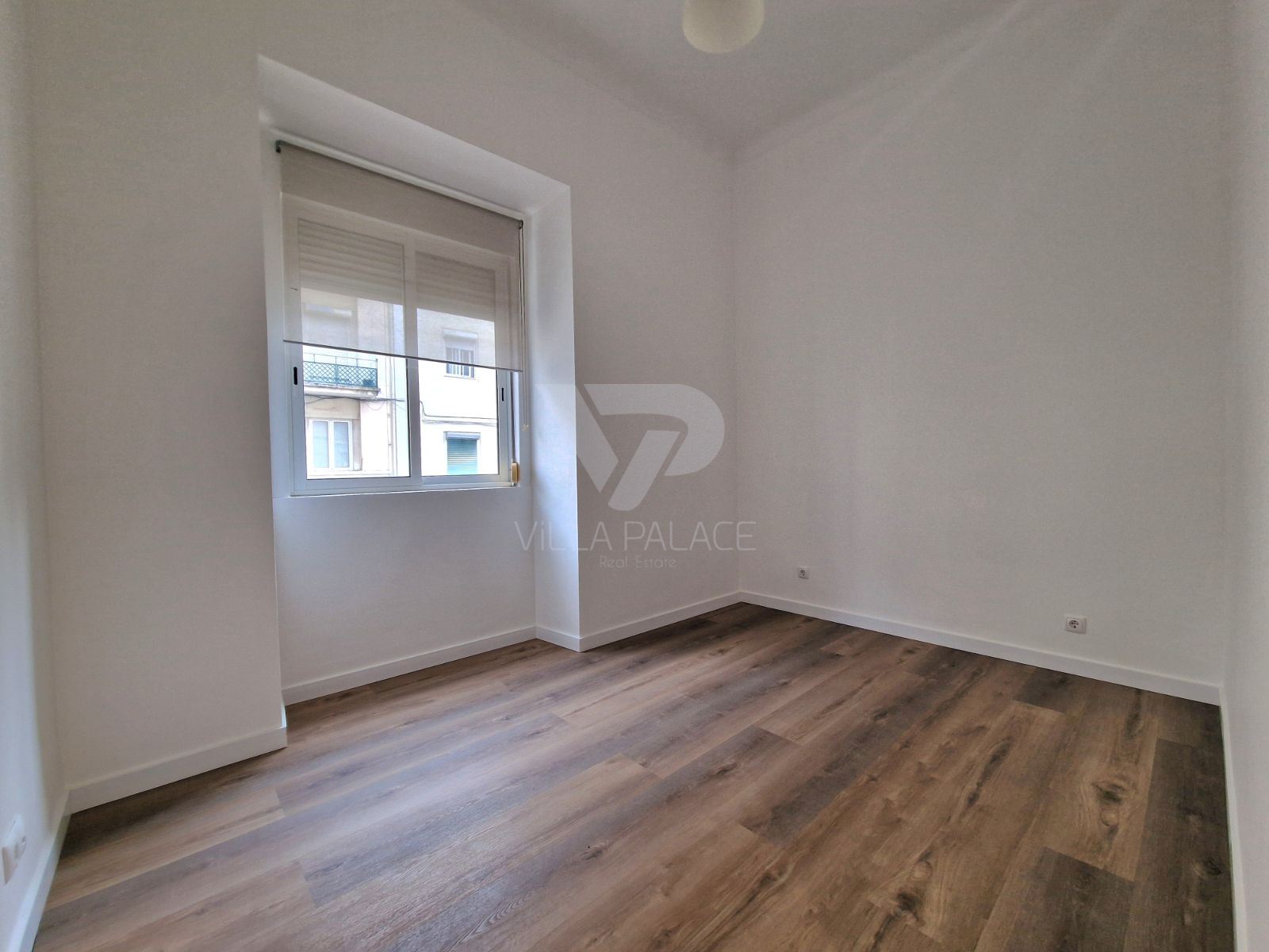 Apartamento T2 para Arrendamento em Campo de Ourique