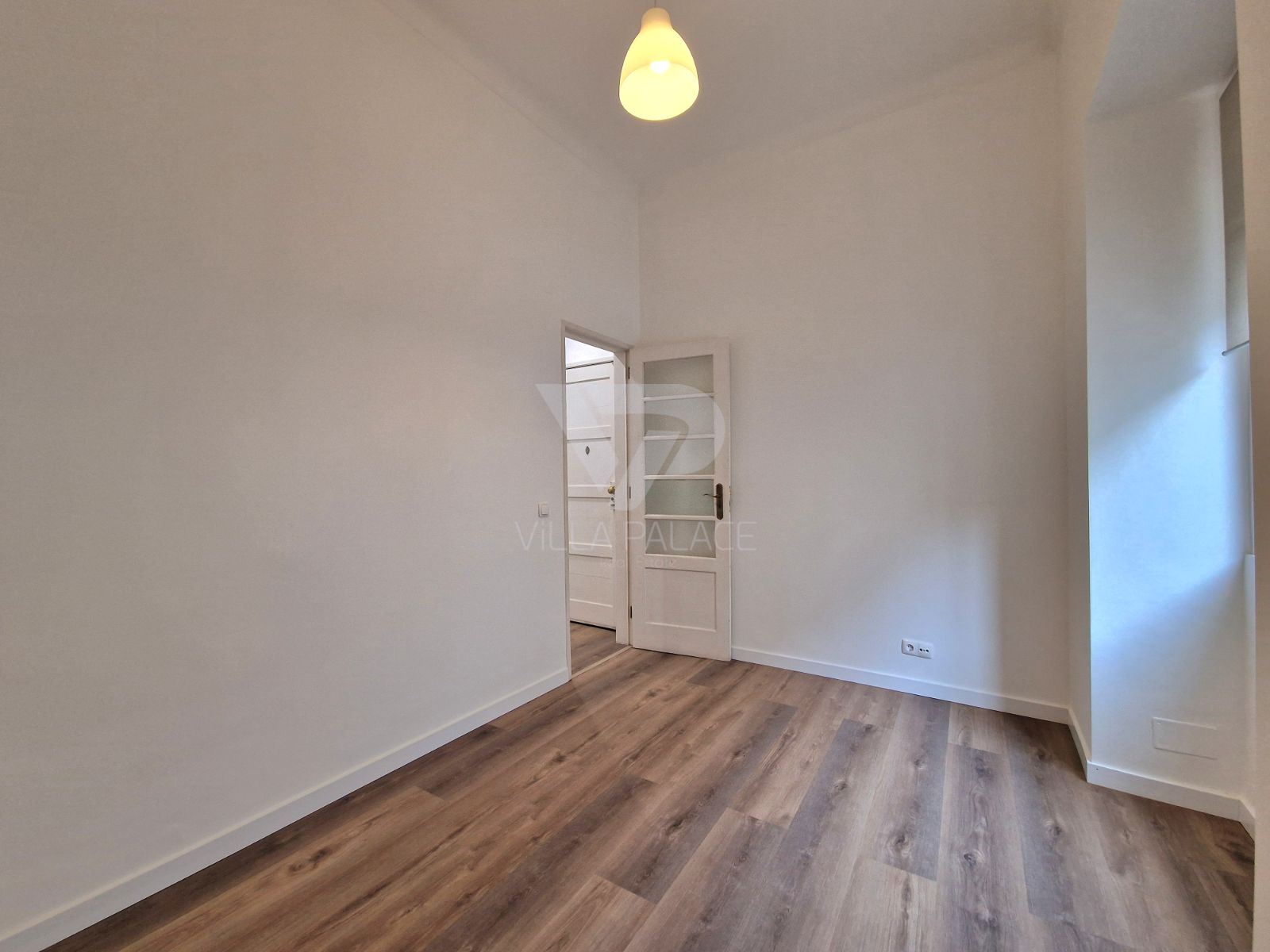 Apartamento T2 para Arrendamento em Campo de Ourique