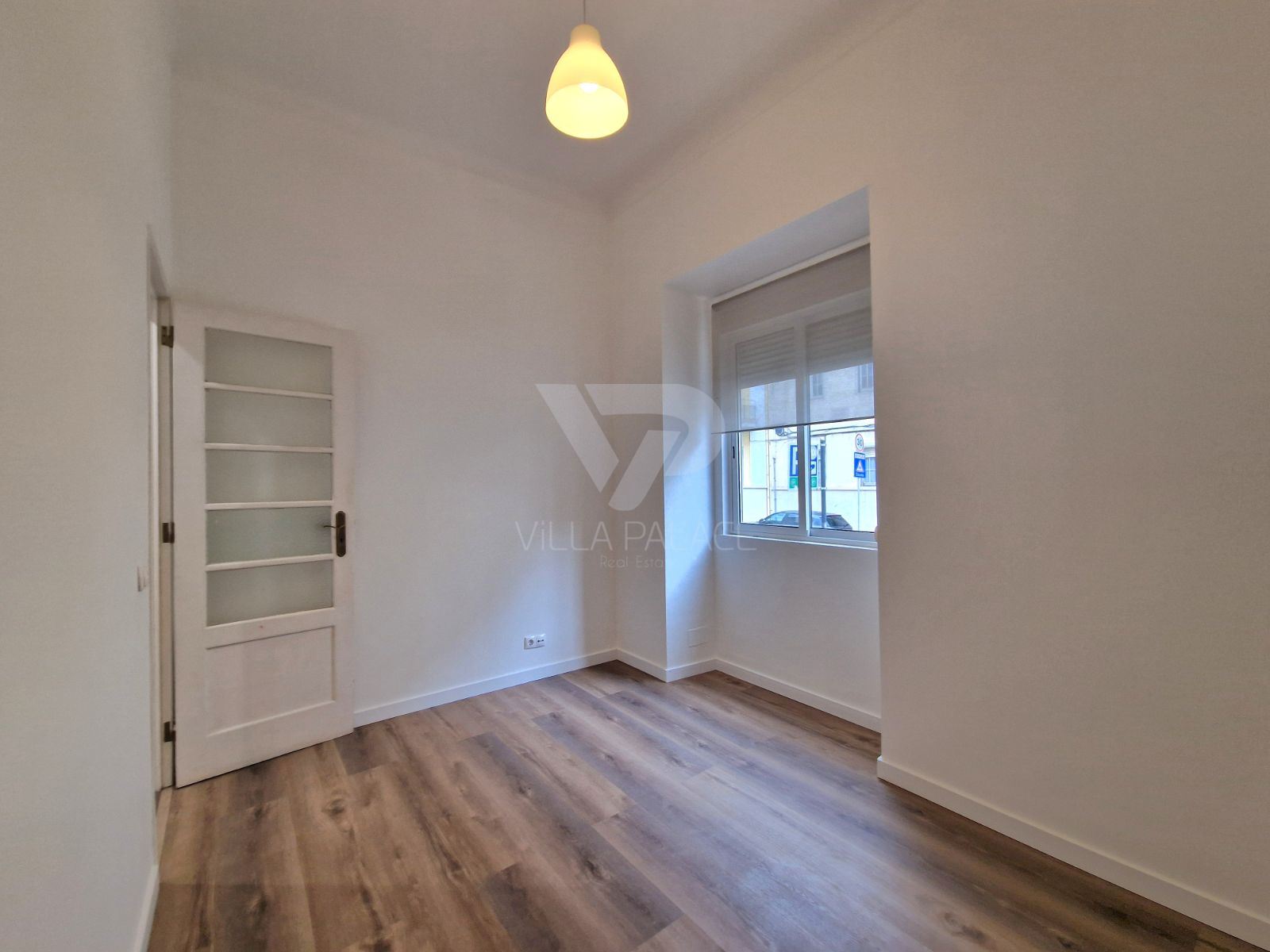 Apartamento T2 para Arrendamento em Campo de Ourique