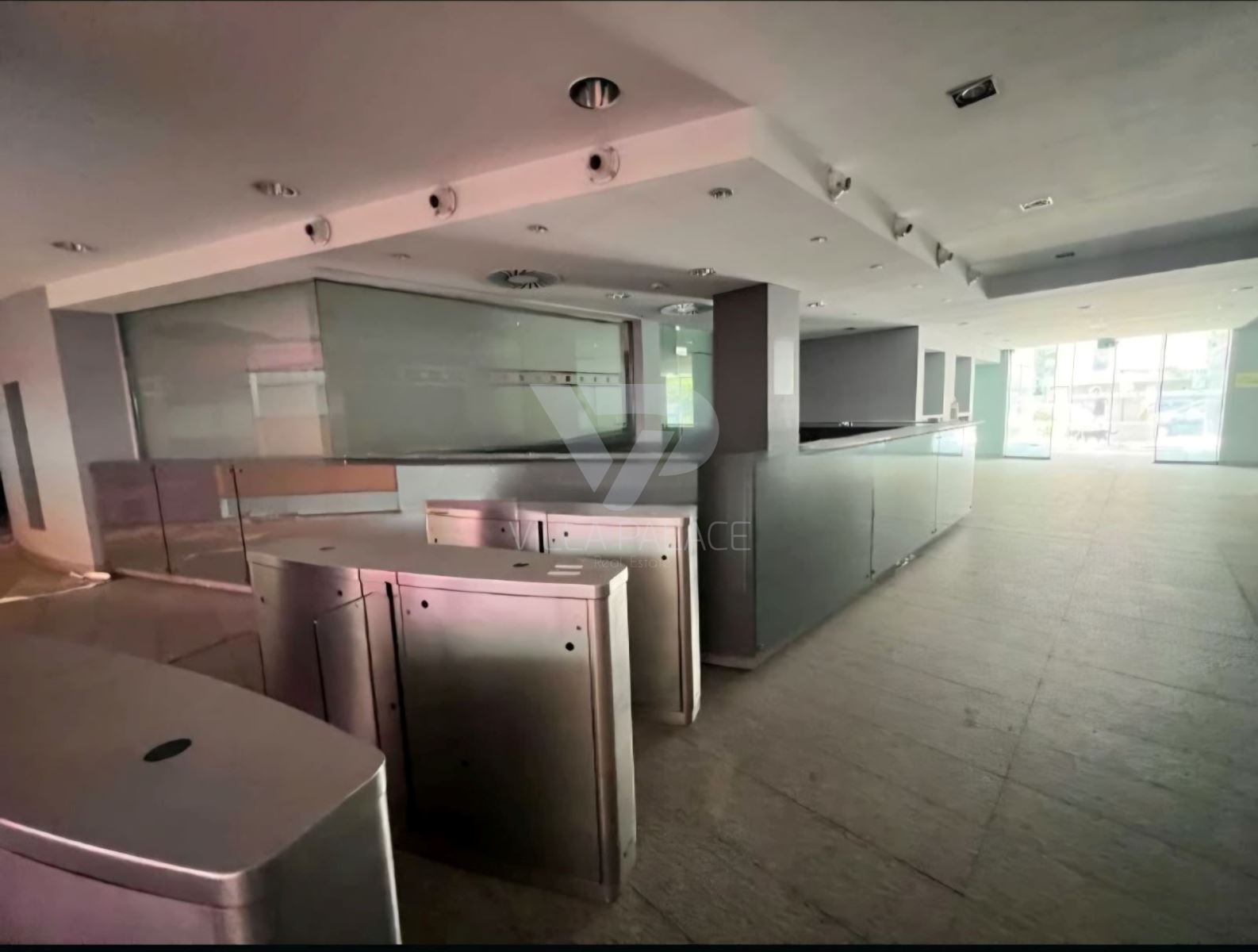 Negócio para Arrendamento em Paranhos