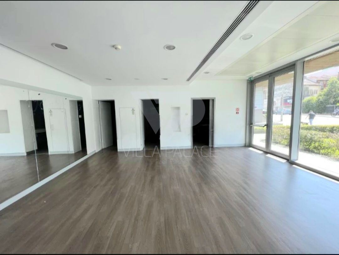 Negócio para Arrendamento em Paranhos