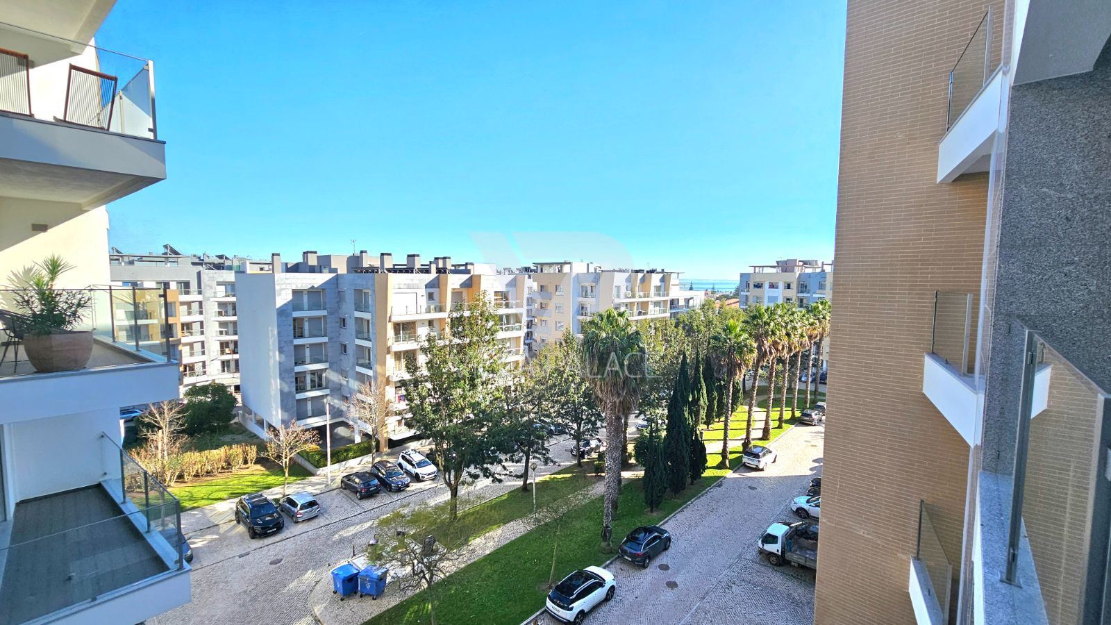 Apartamento T3 para Arrendamento em Carcavelos e Parede