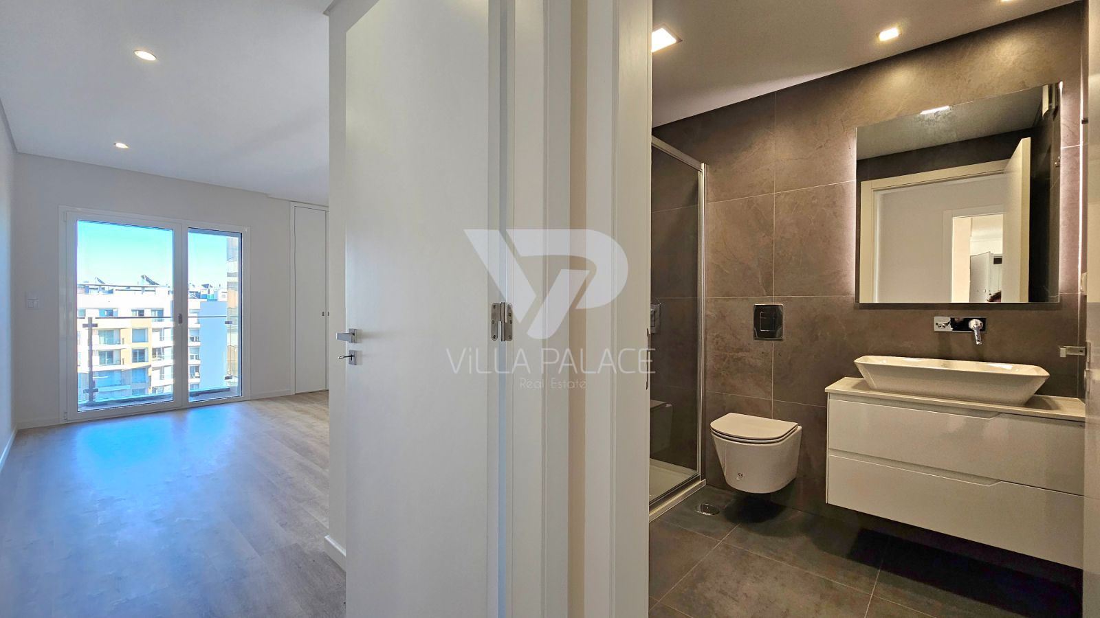 Apartamento T3 para Arrendamento em Carcavelos e Parede