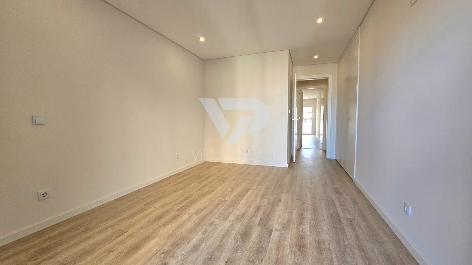 Apartamento T3 para Arrendamento em Carcavelos e Parede