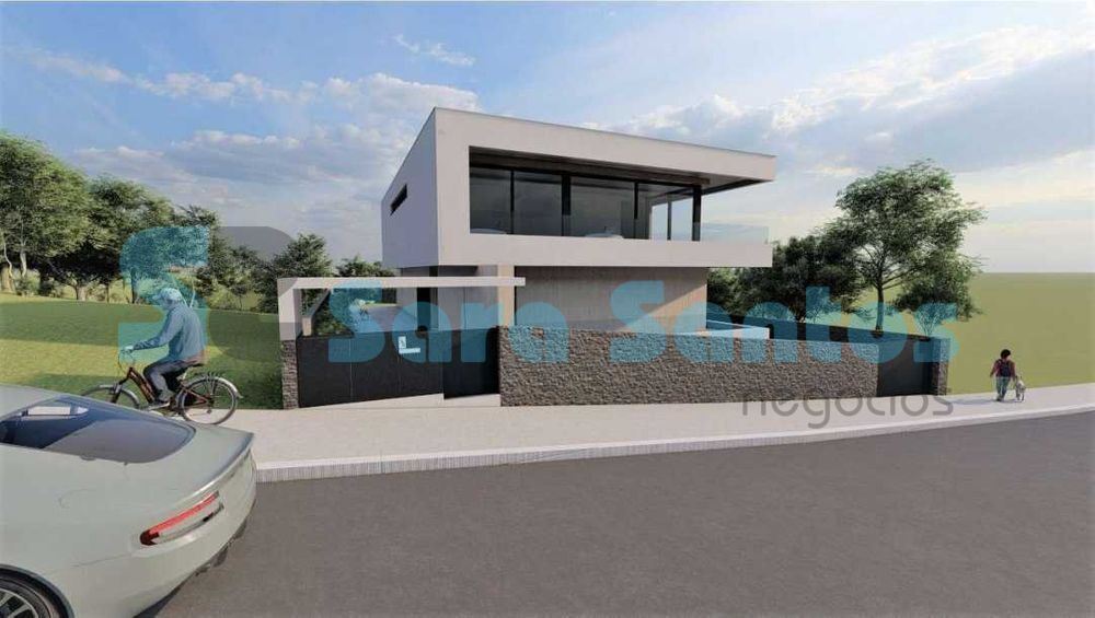 Moradia T4 para Venda em Sandim, Olival, Lever e Crestuma